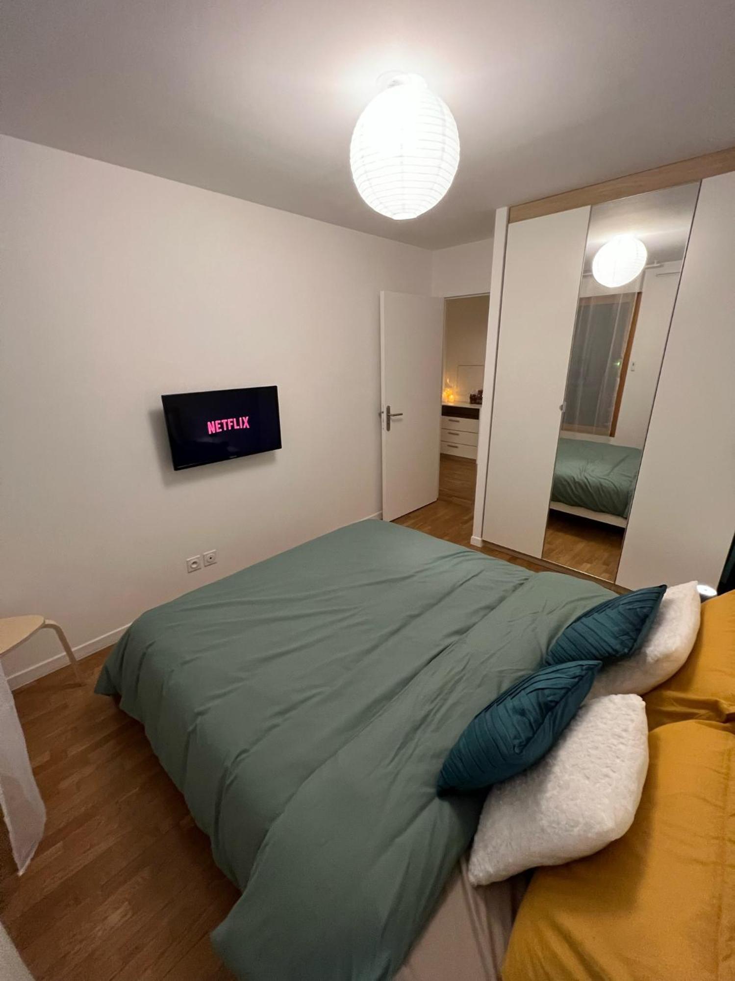 Paris-Montrouge Magnifique Appartement 3 Pieces De 75M2 Avec Parking - Tres Cosy Pour 1 - 8 Personnes Refait A Neuf -Entire Apartment Luxurious And Warm -Montrouge Paris 14Eme - Proche Aeroport Orly Parc Expositions Porte De Versailles Free Wifi Grat ภายนอก รูปภาพ