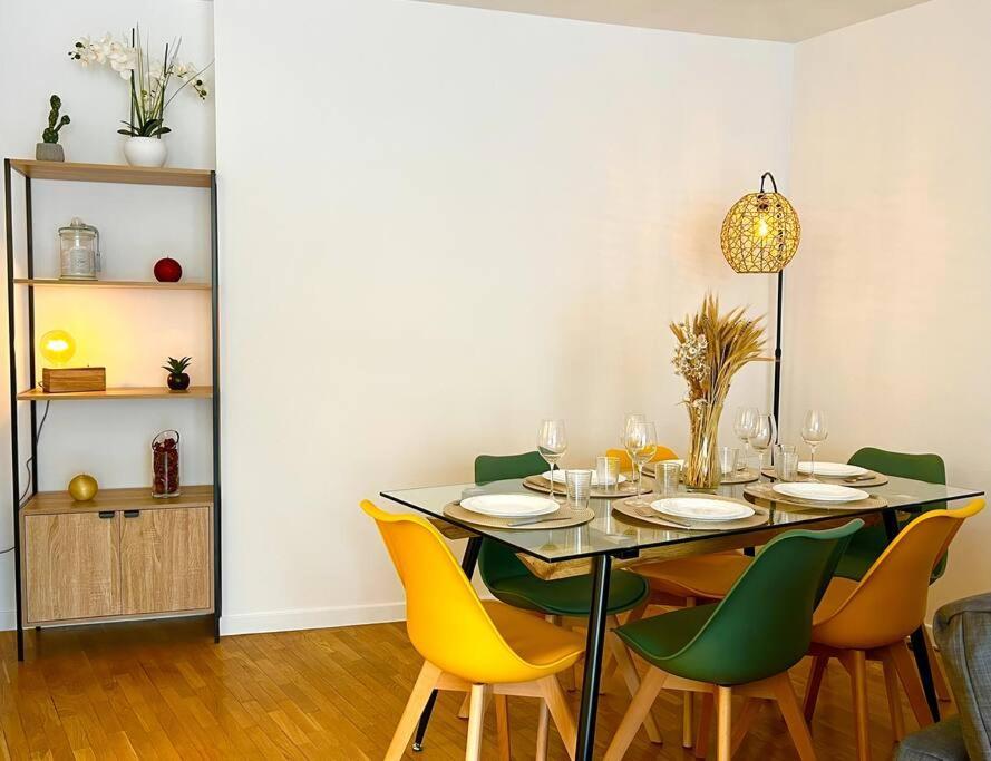 Paris-Montrouge Magnifique Appartement 3 Pieces De 75M2 Avec Parking - Tres Cosy Pour 1 - 8 Personnes Refait A Neuf -Entire Apartment Luxurious And Warm -Montrouge Paris 14Eme - Proche Aeroport Orly Parc Expositions Porte De Versailles Free Wifi Grat ภายนอก รูปภาพ